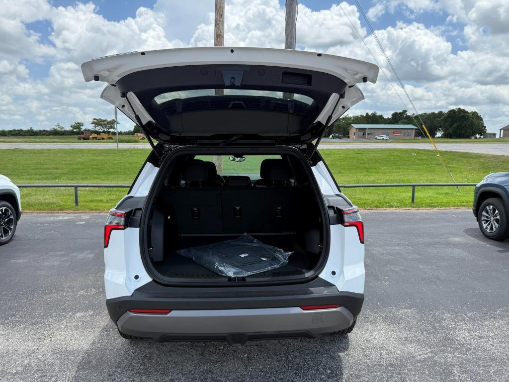 new 2026 Chevrolet Equinox car, priced at $31,817