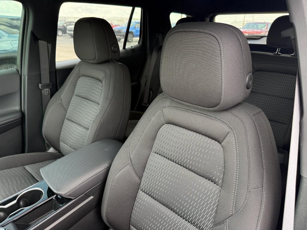 new 2026 Chevrolet Equinox car, priced at $31,817