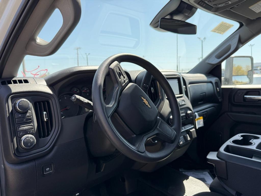 new 2025 Chevrolet Silverado 3500 car, priced at $69,208