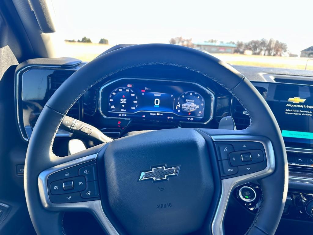 new 2025 Chevrolet Silverado 1500 car, priced at $57,639