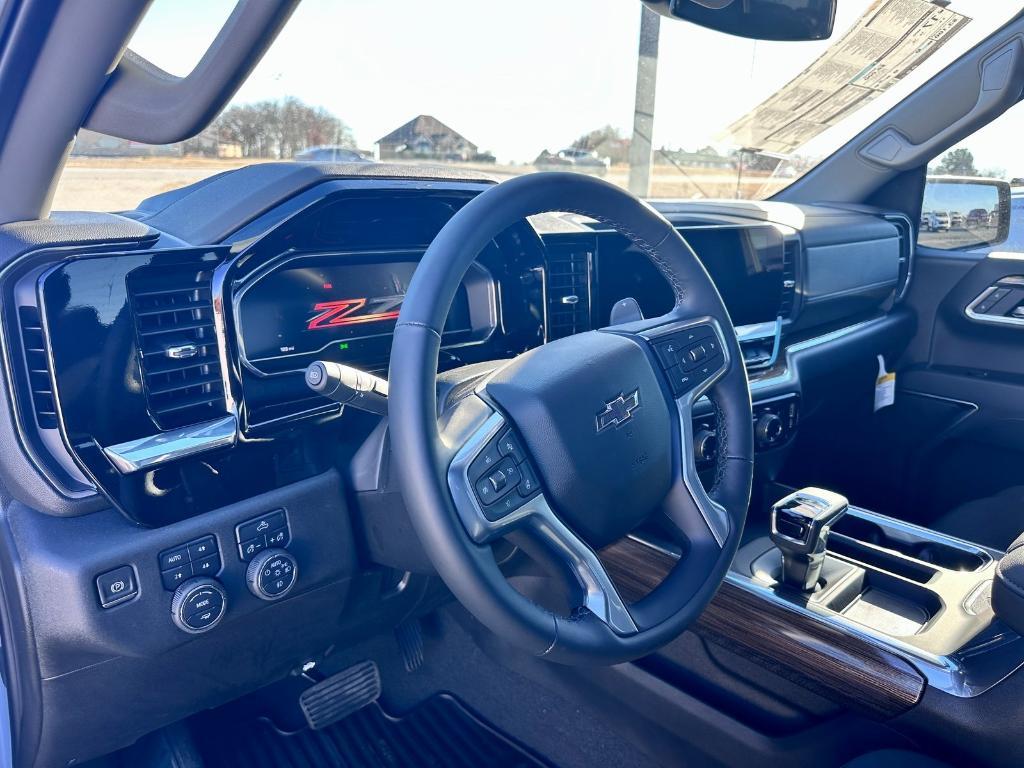 new 2025 Chevrolet Silverado 1500 car, priced at $57,639