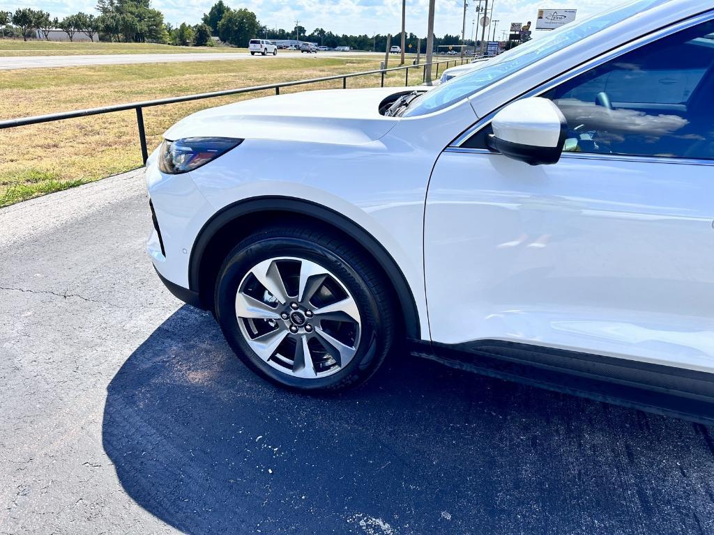 used 2023 Ford Escape car, priced at $30,850