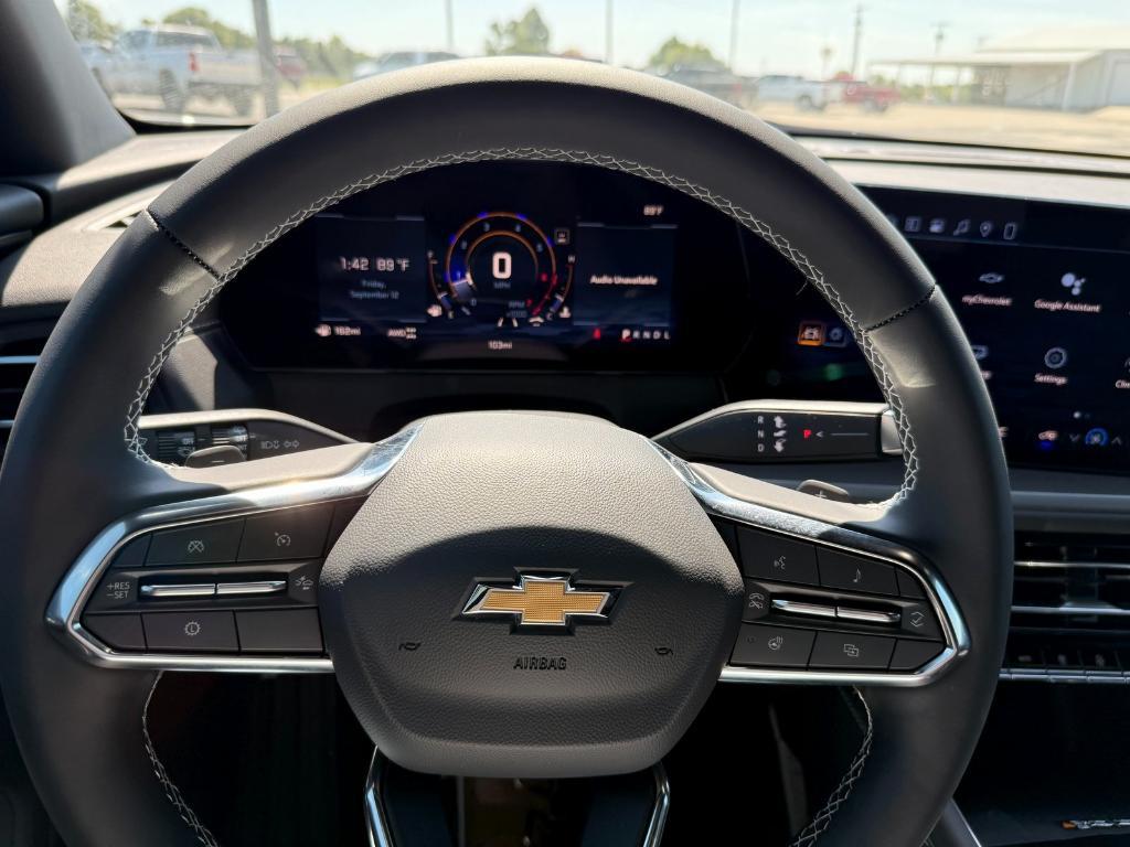 new 2026 Chevrolet Traverse car, priced at $45,275