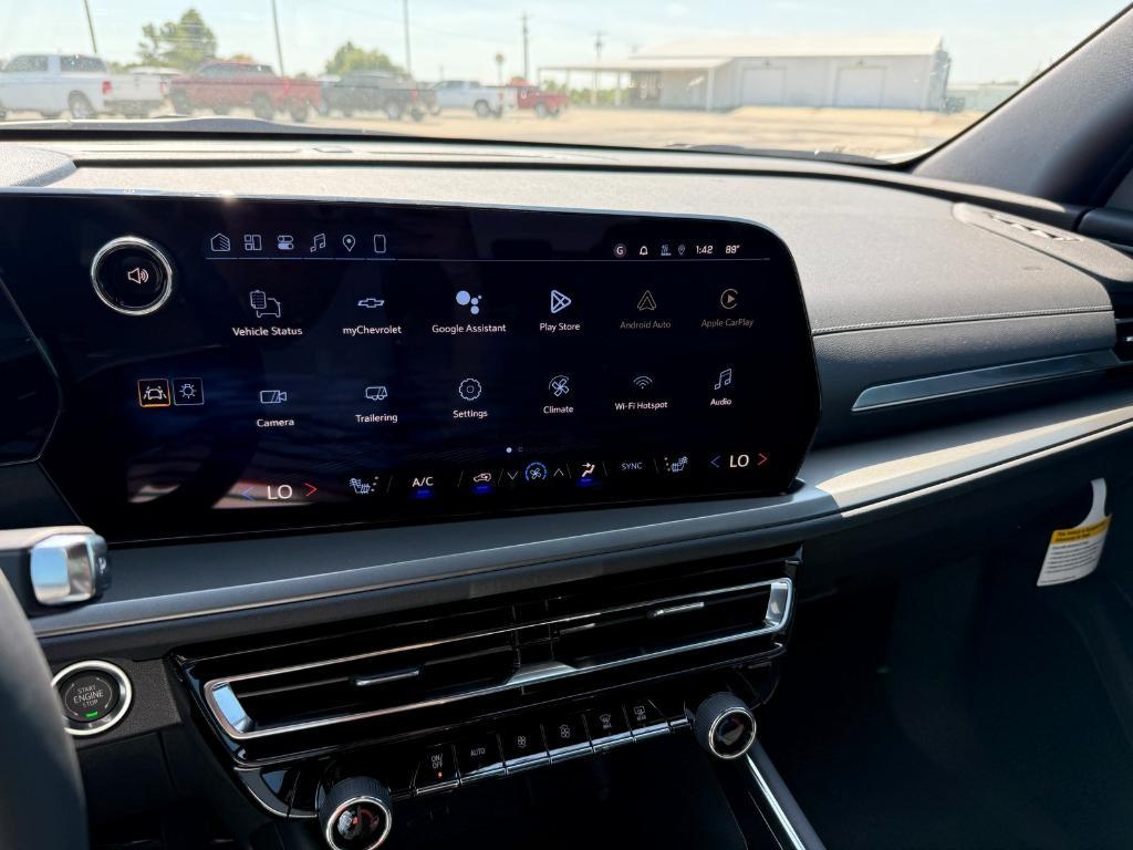 new 2026 Chevrolet Traverse car, priced at $45,275