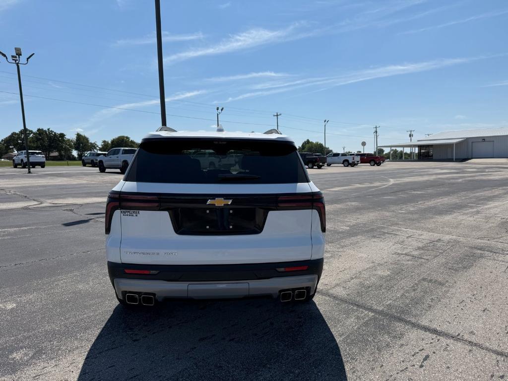 new 2026 Chevrolet Traverse car, priced at $45,275