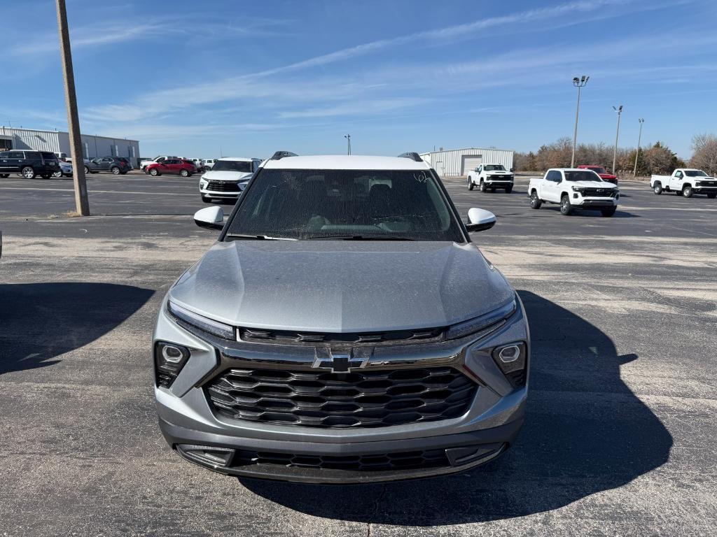 new 2025 Chevrolet TrailBlazer car, priced at $30,379