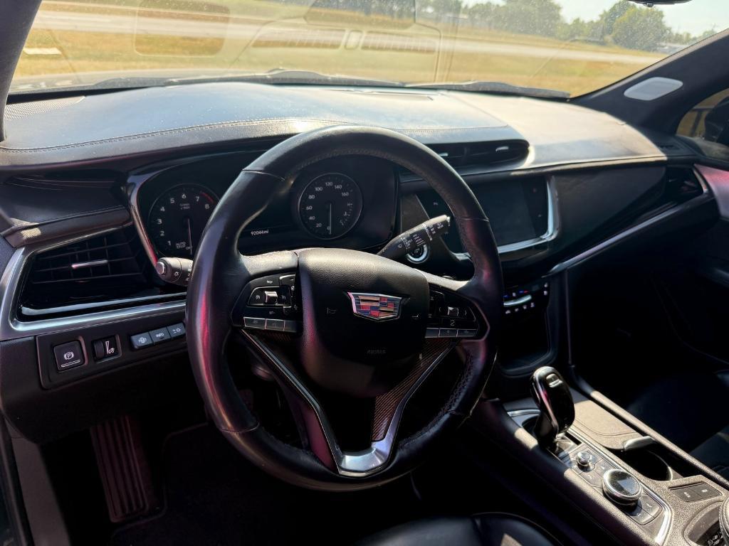 used 2020 Cadillac XT6 car, priced at $23,939