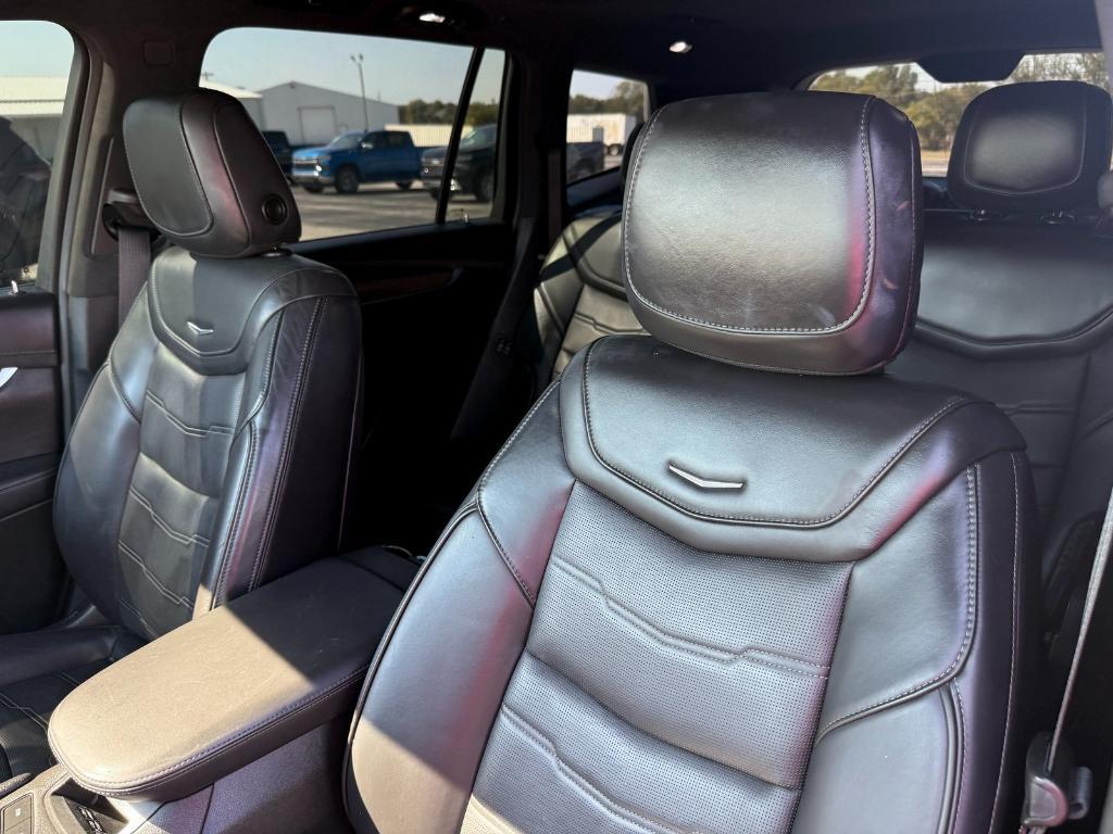 used 2020 Cadillac XT6 car, priced at $23,939