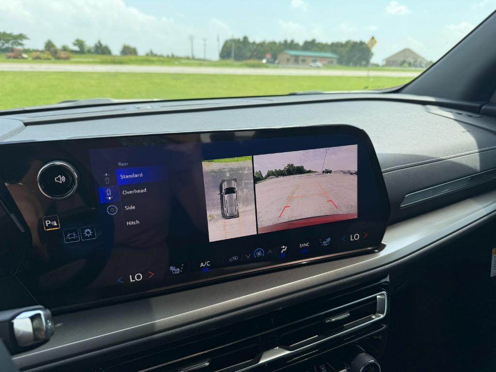 new 2025 Chevrolet Traverse car, priced at $45,590