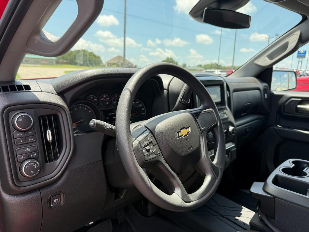 new 2025 Chevrolet Silverado 1500 car, priced at $46,270