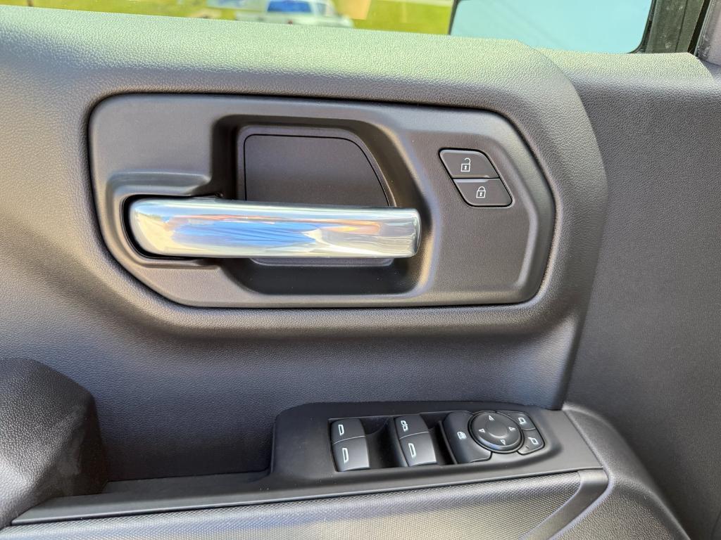 new 2025 Chevrolet Silverado 1500 car, priced at $45,154