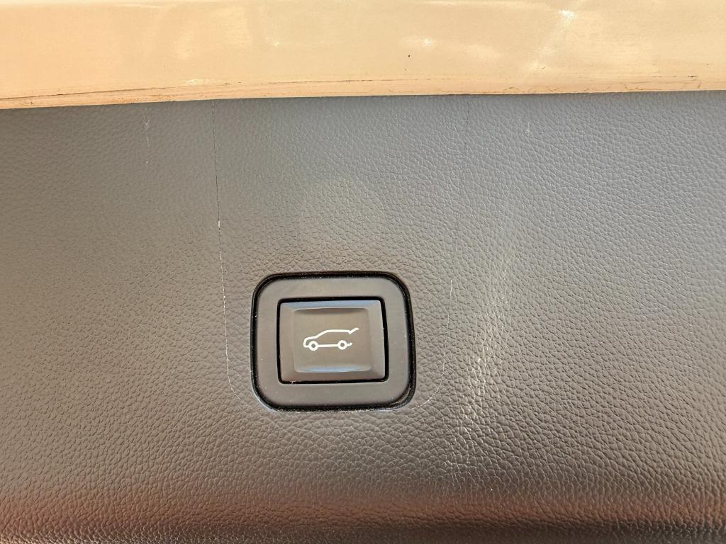 used 2019 Chevrolet Traverse car, priced at $21,930