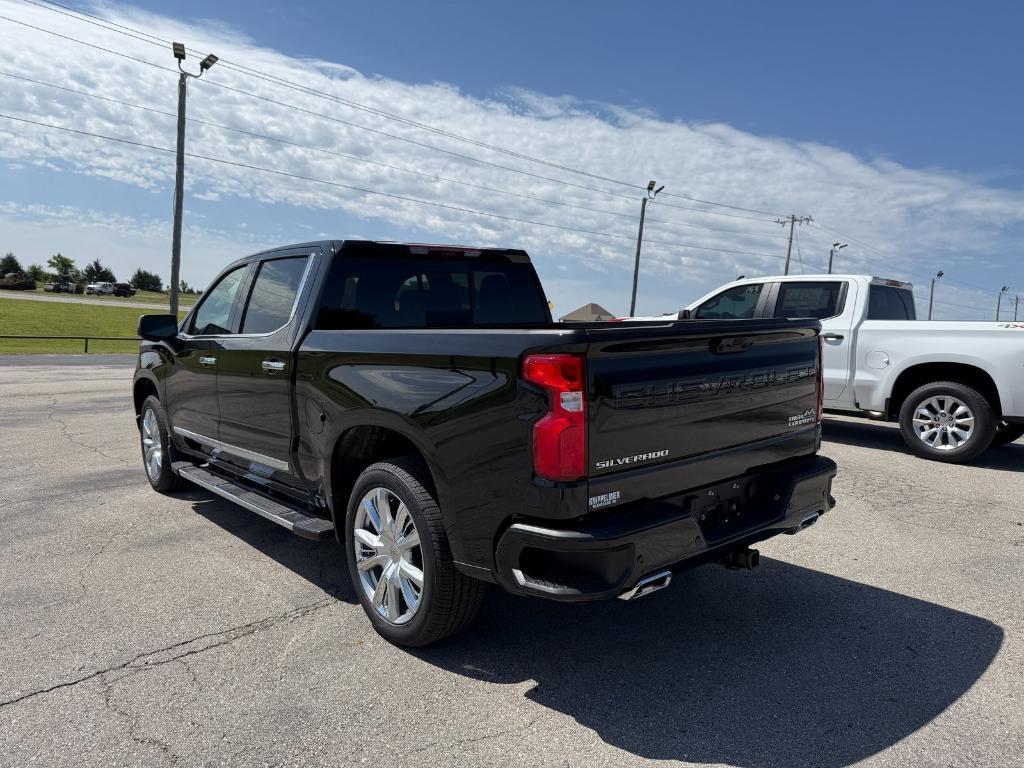 new 2025 Chevrolet Silverado 1500 car, priced at $70,305