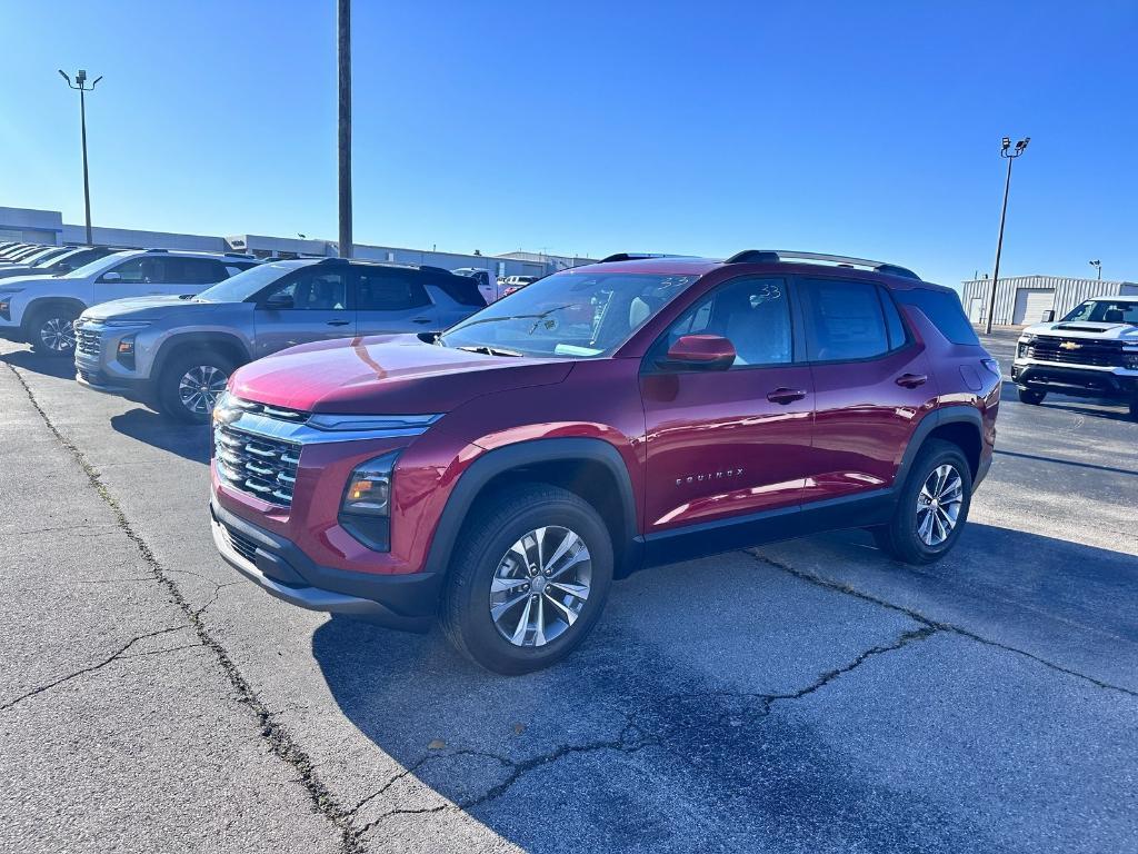 new 2025 Chevrolet Equinox car, priced at $33,050