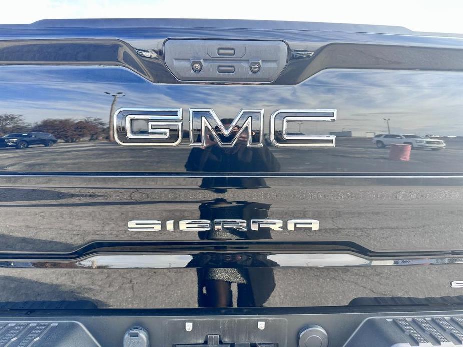 used 2021 GMC Sierra 1500 car, priced at $41,928