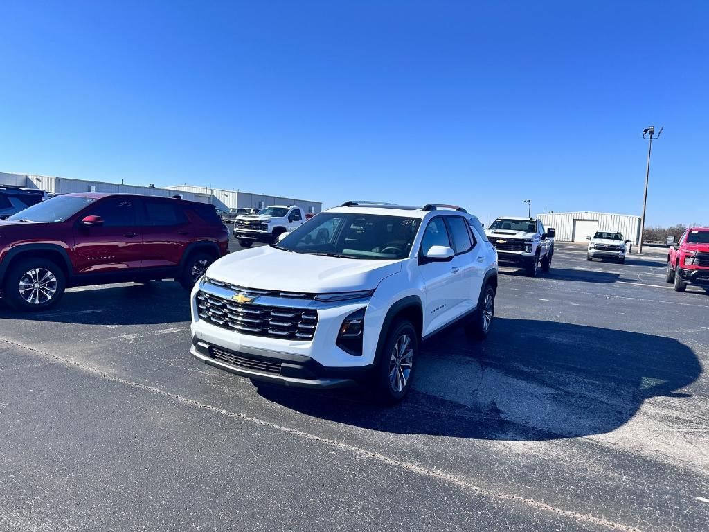 new 2025 Chevrolet Equinox car, priced at $32,753