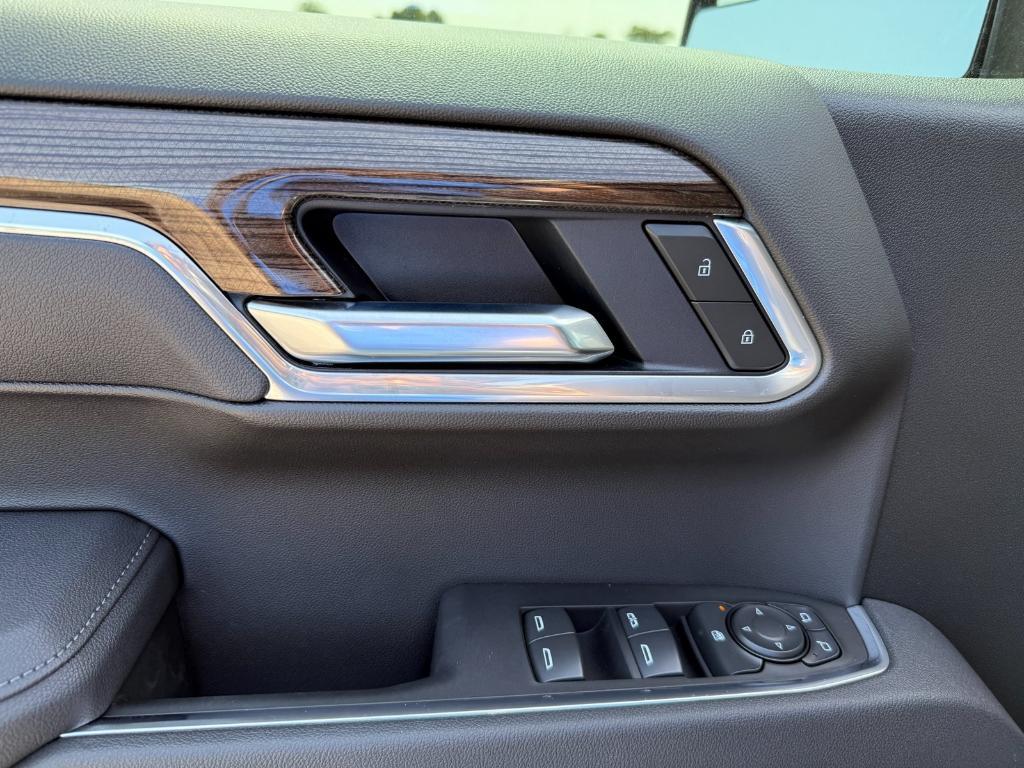 new 2025 Chevrolet Silverado 1500 car, priced at $52,363