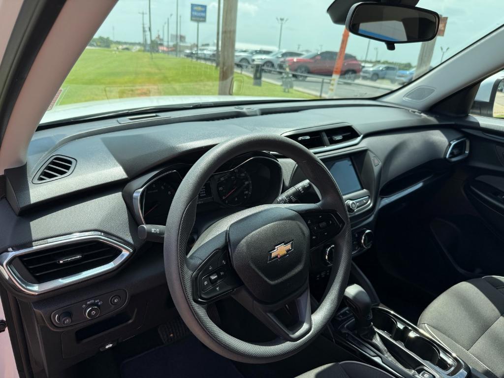used 2023 Chevrolet TrailBlazer car, priced at $21,866