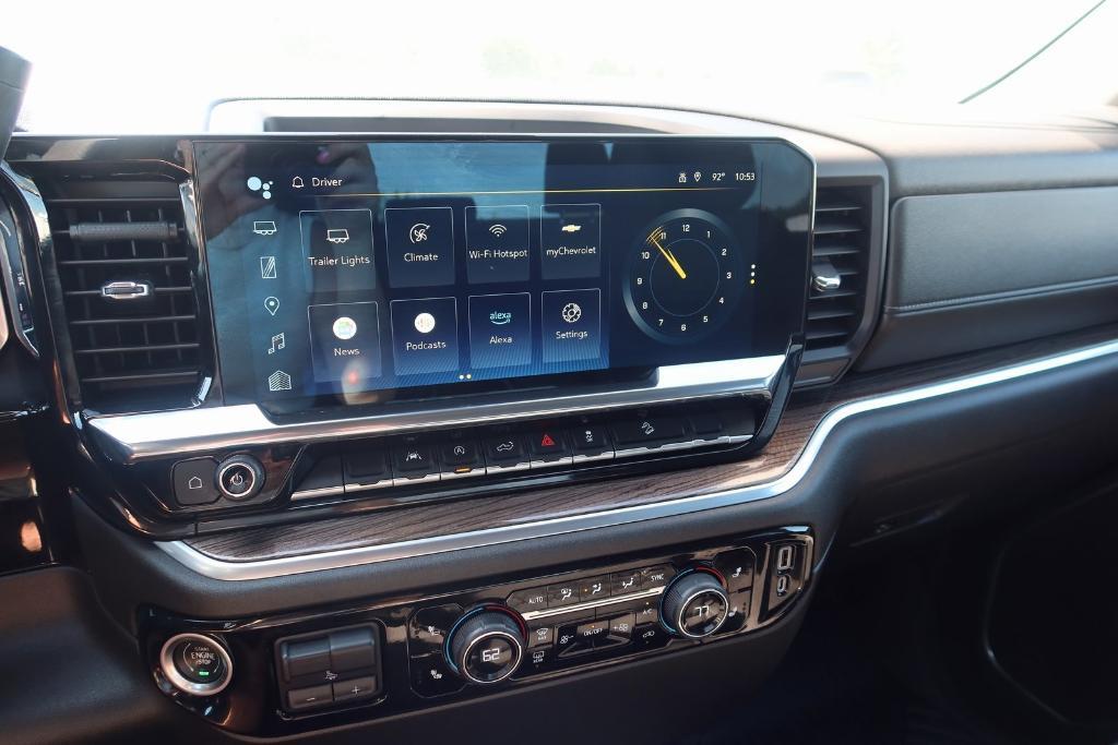 used 2022 Chevrolet Silverado 1500 car, priced at $40,586