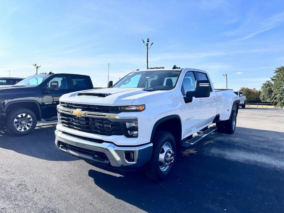 new 2025 Chevrolet Silverado 3500 car, priced at $71,135