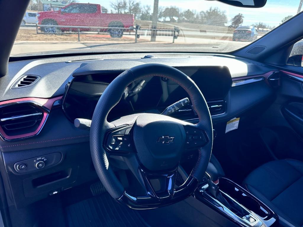 new 2025 Chevrolet TrailBlazer car, priced at $30,822