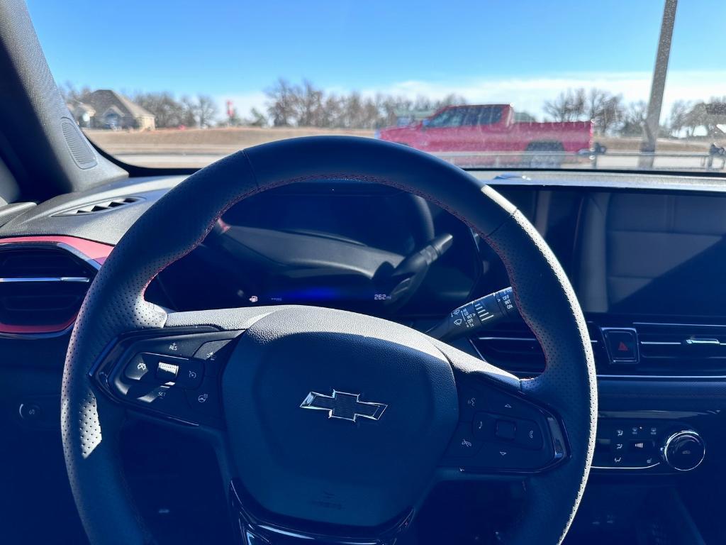 new 2025 Chevrolet TrailBlazer car, priced at $30,822