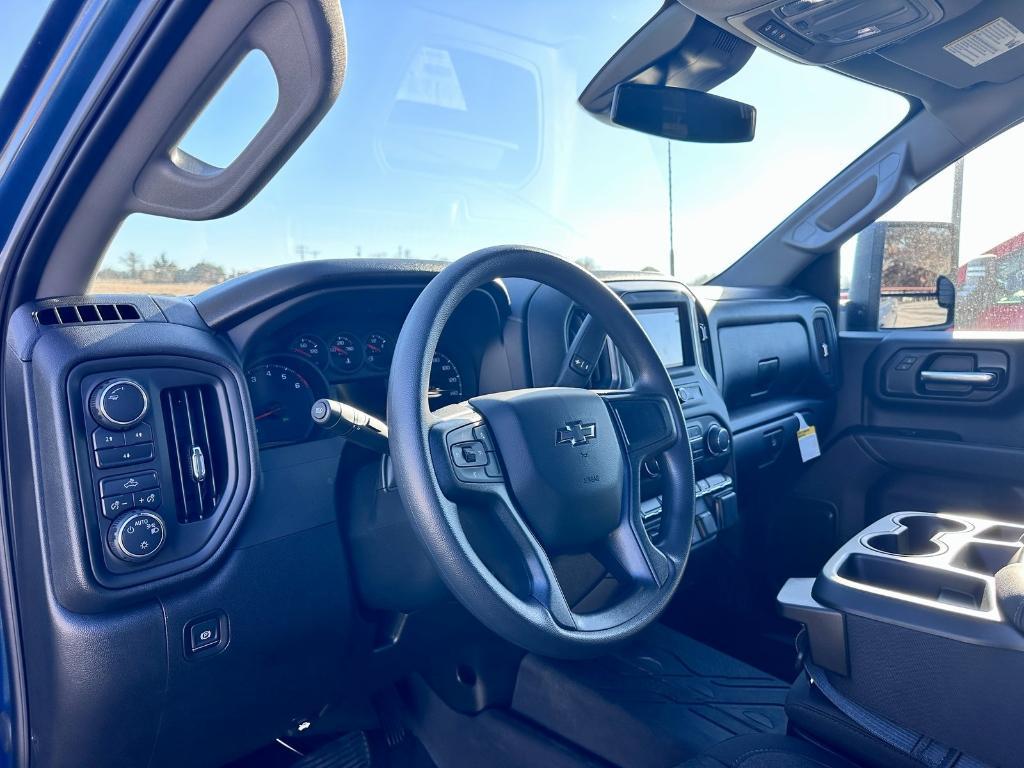 new 2025 Chevrolet Silverado 2500 car, priced at $56,461