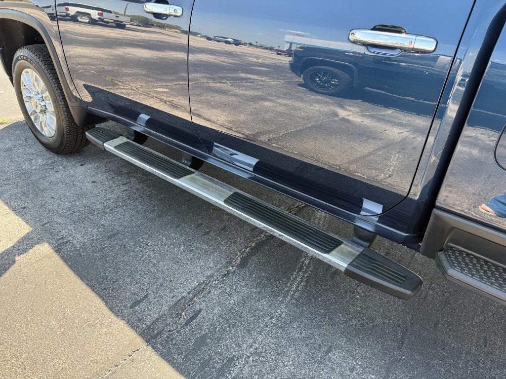 used 2021 Chevrolet Silverado 2500 car, priced at $51,873