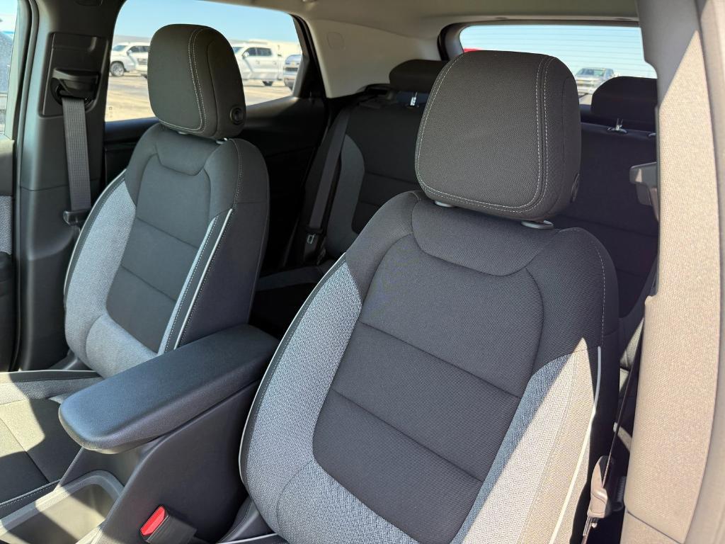 new 2025 Chevrolet TrailBlazer car, priced at $26,731