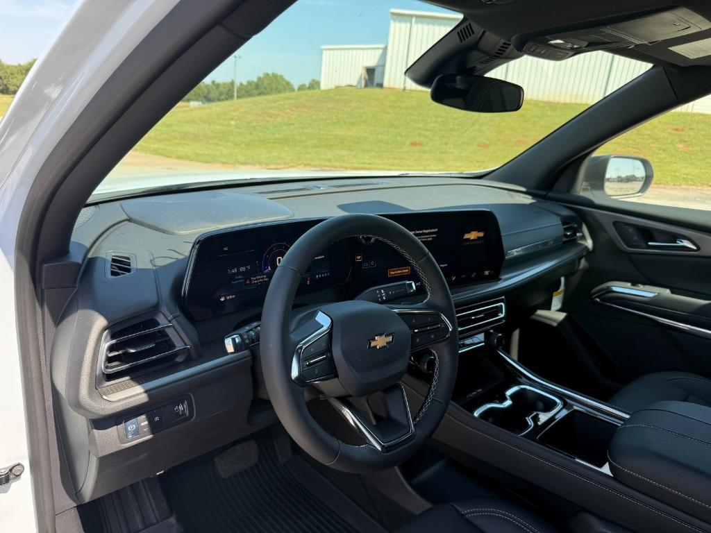 new 2026 Chevrolet Traverse car, priced at $44,468