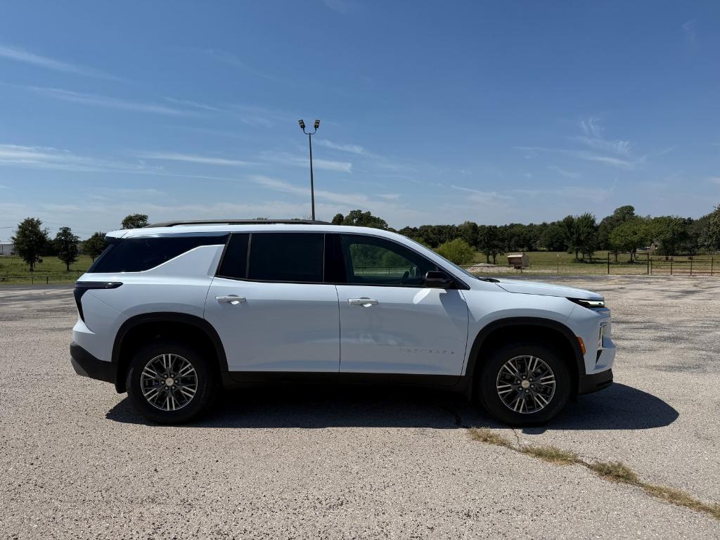 new 2026 Chevrolet Traverse car, priced at $44,468