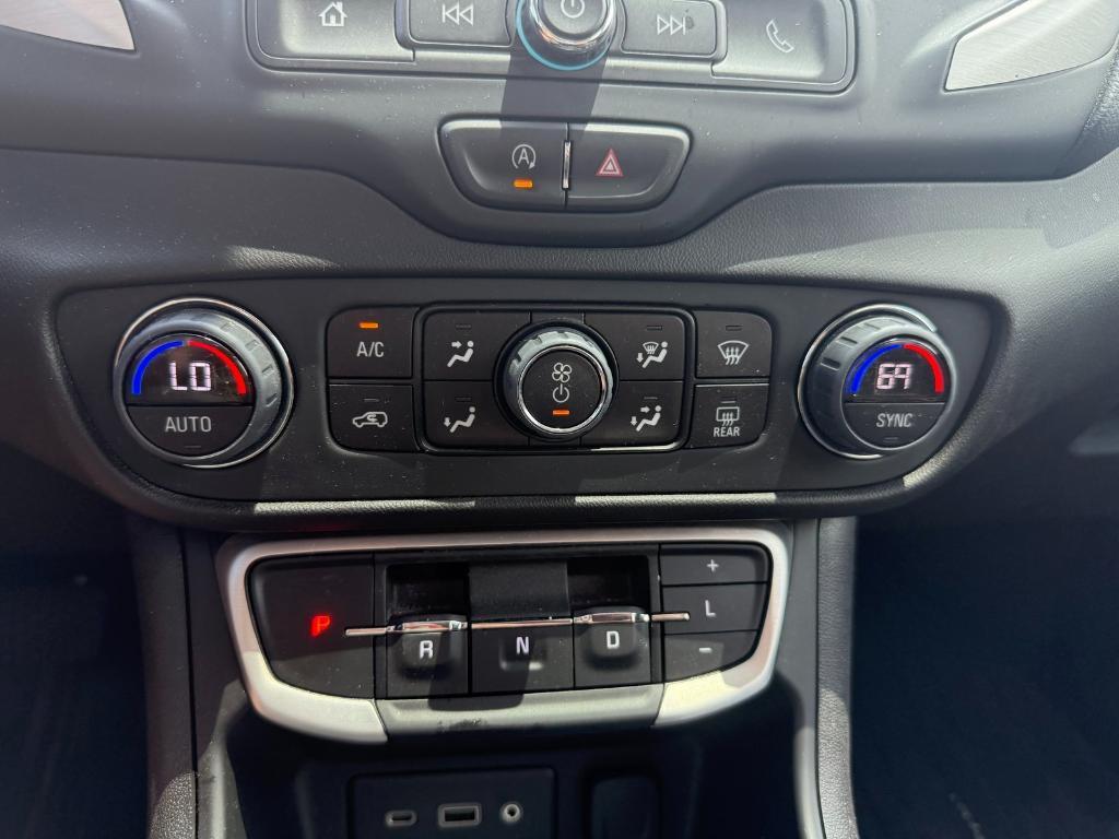 used 2024 GMC Terrain car, priced at $27,636