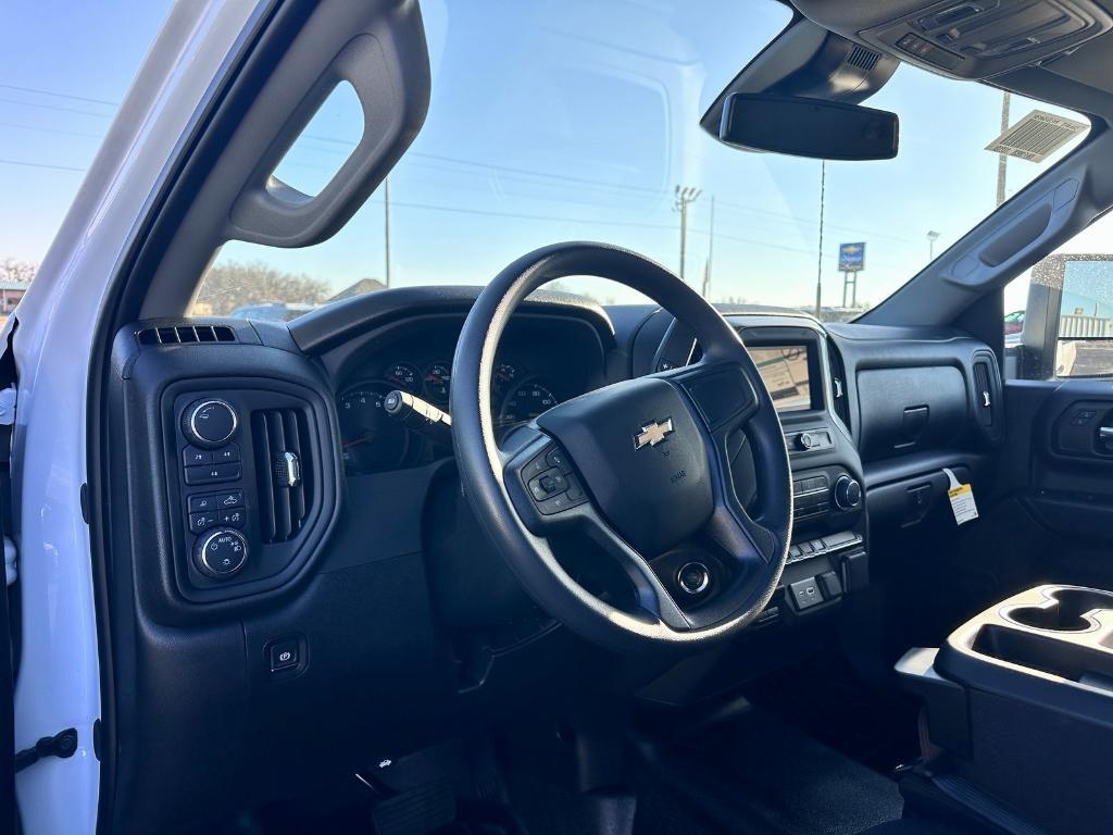 new 2025 Chevrolet Silverado 2500 car, priced at $49,948