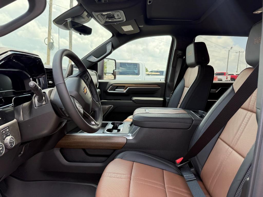 new 2025 Chevrolet Silverado 2500 car, priced at $86,010