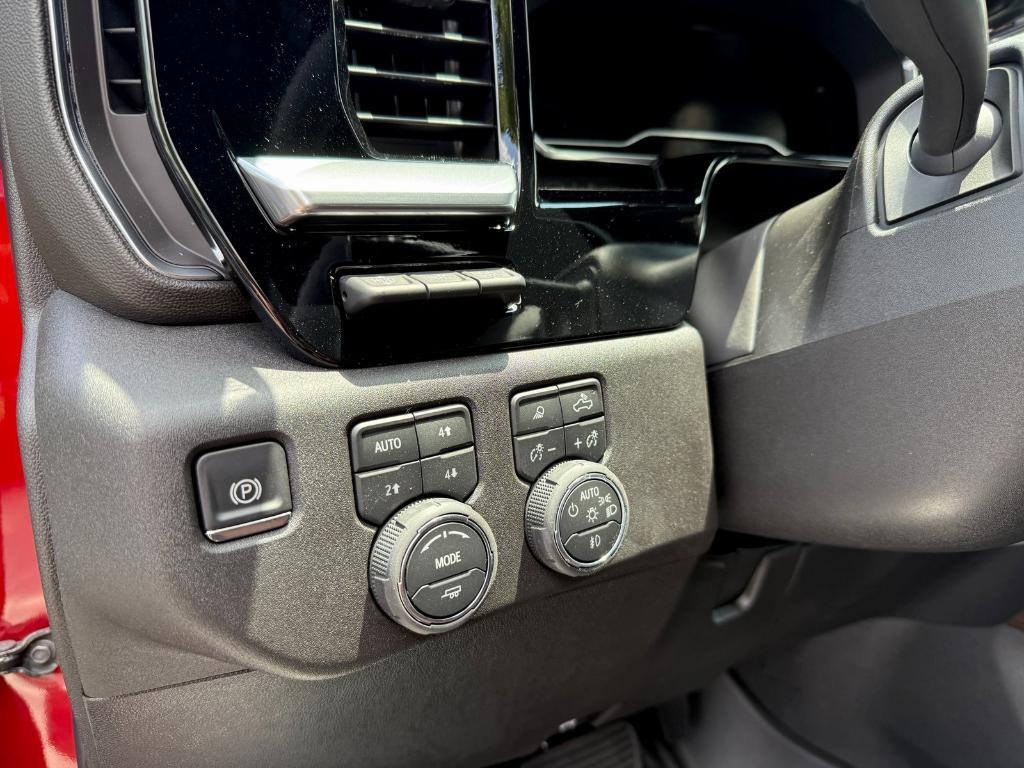 new 2025 Chevrolet Silverado 2500 car, priced at $86,010