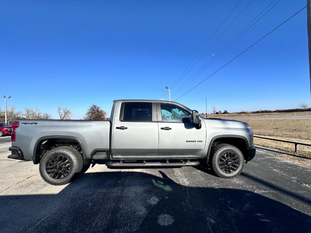 new 2025 Chevrolet Silverado 2500 car, priced at $56,670