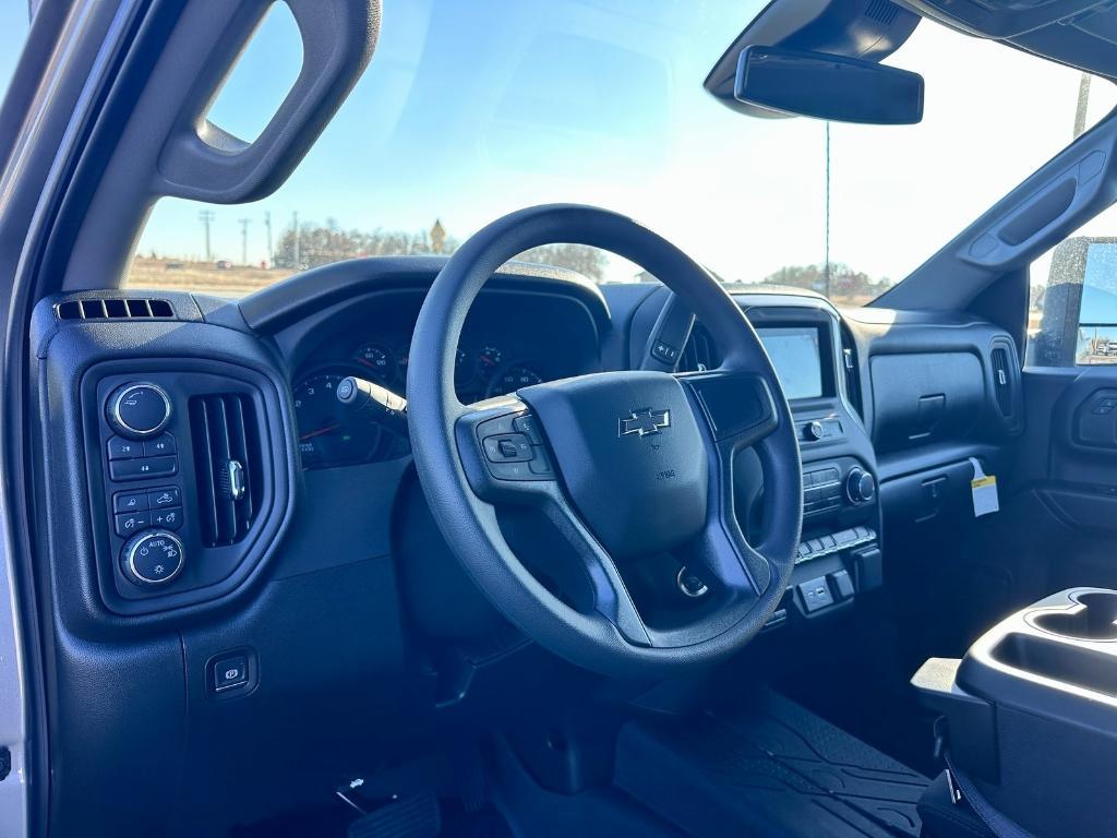 new 2025 Chevrolet Silverado 2500 car, priced at $56,670