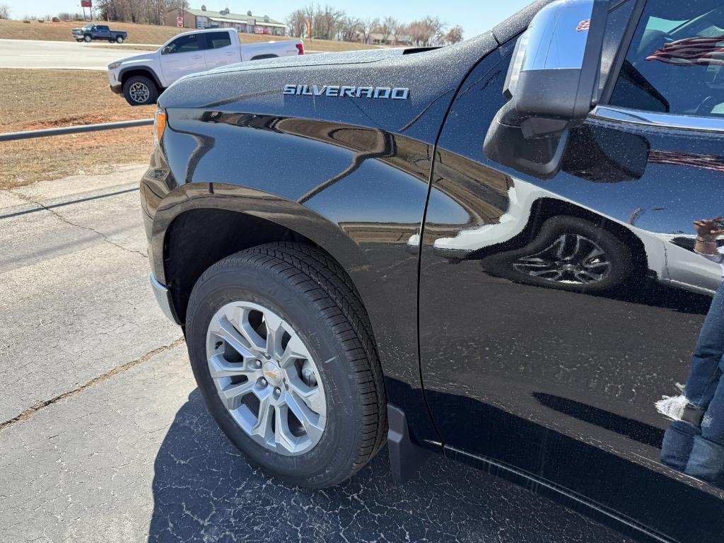 new 2025 Chevrolet Silverado 1500 car, priced at $57,929