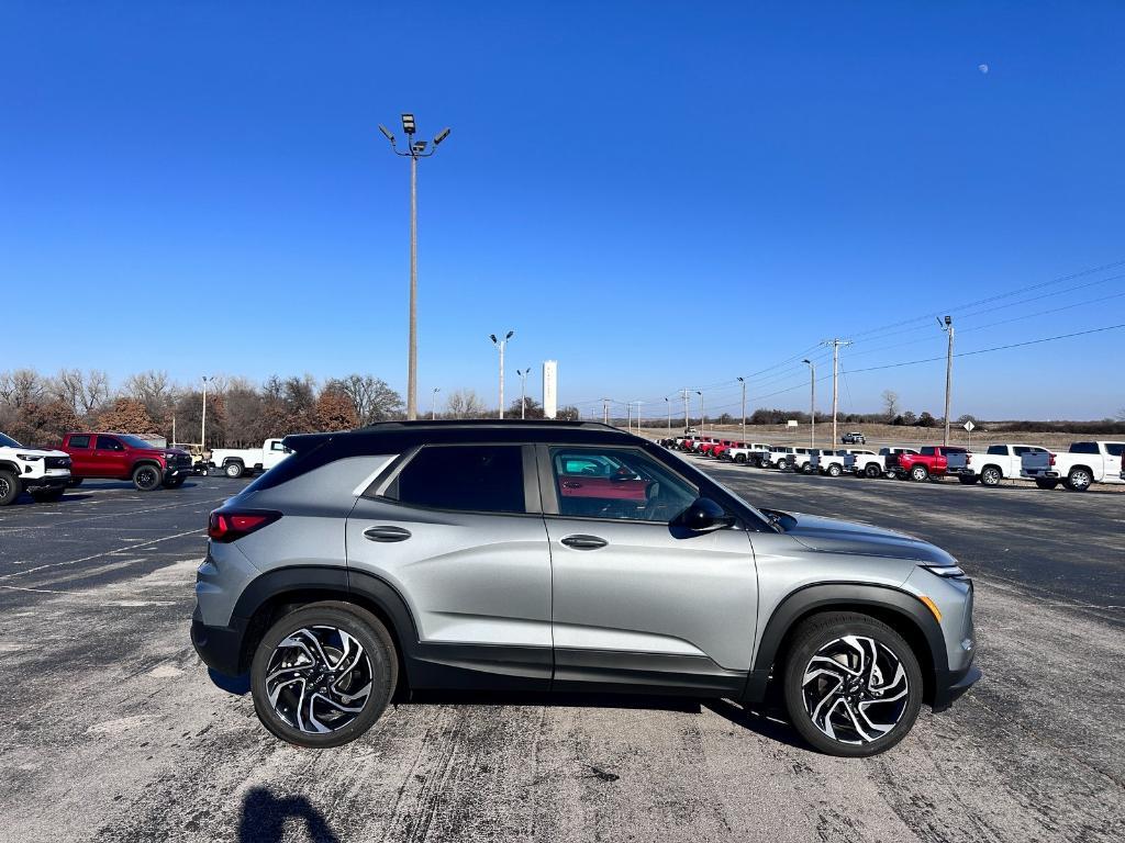 new 2025 Chevrolet TrailBlazer car, priced at $31,118