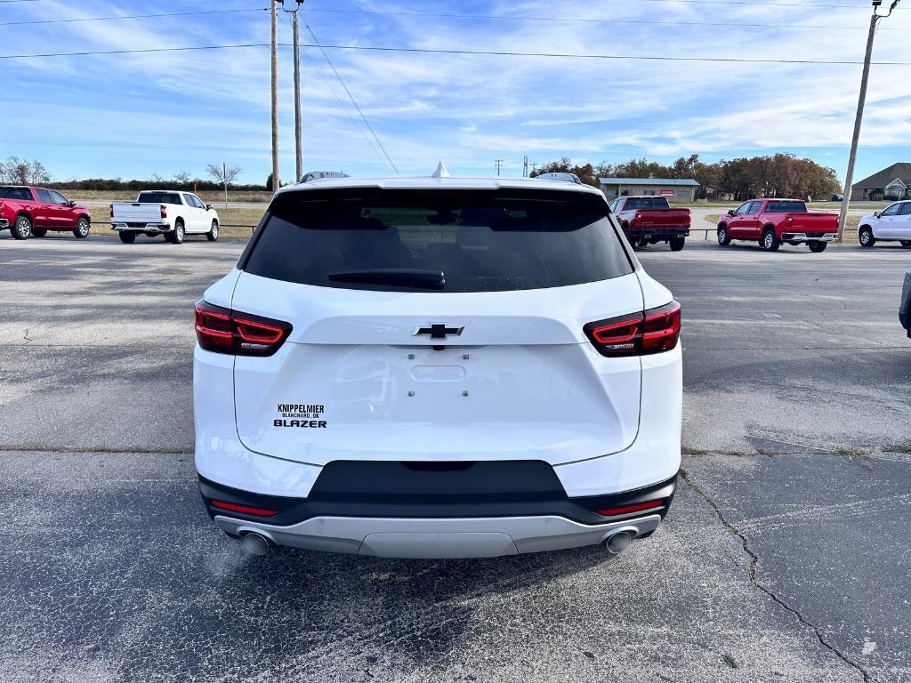 new 2025 Chevrolet Blazer car, priced at $36,604