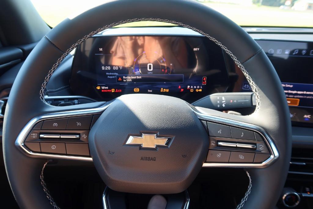 new 2026 Chevrolet Traverse car, priced at $42,378