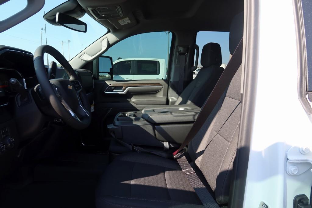 new 2025 Chevrolet Silverado 2500 car, priced at $60,231