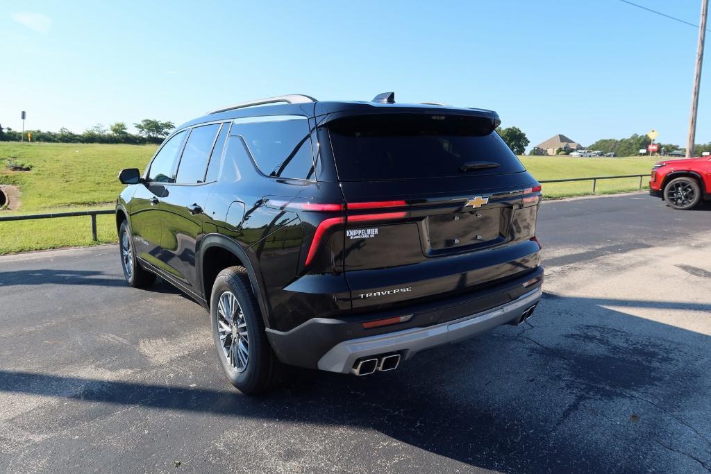 new 2026 Chevrolet Traverse car, priced at $44,099