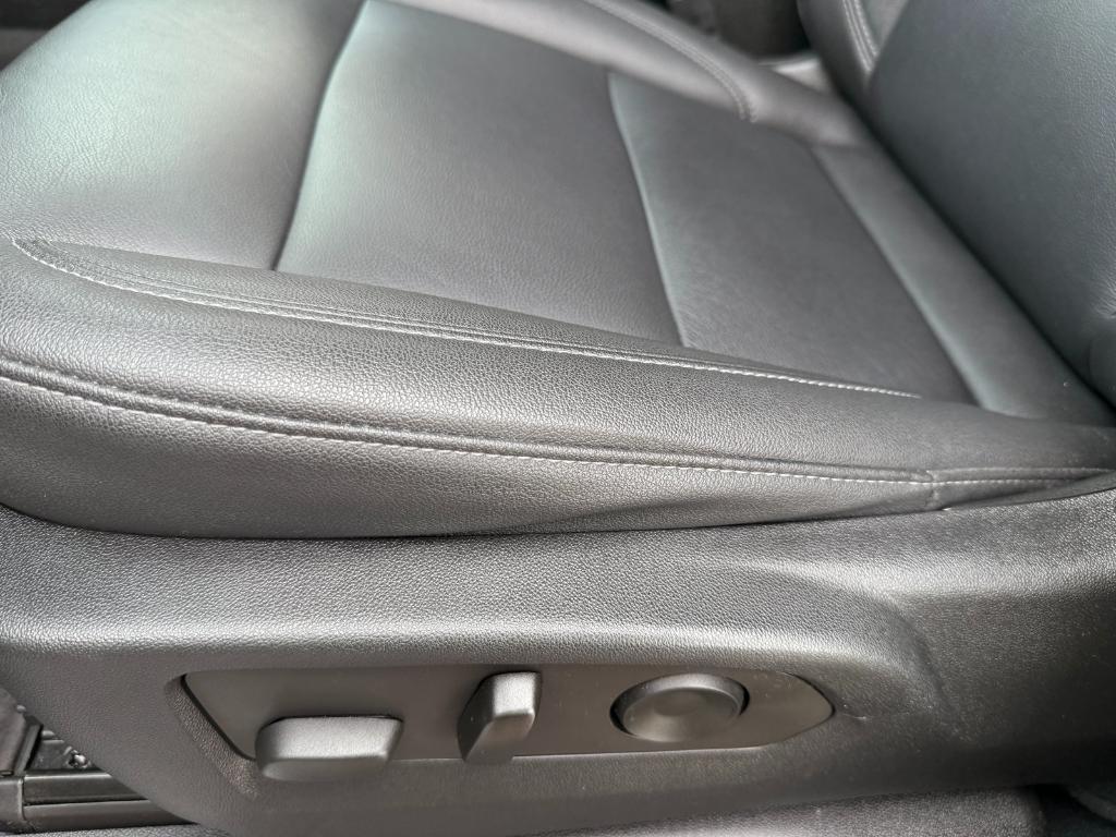 used 2022 Chevrolet Tahoe car, priced at $52,754