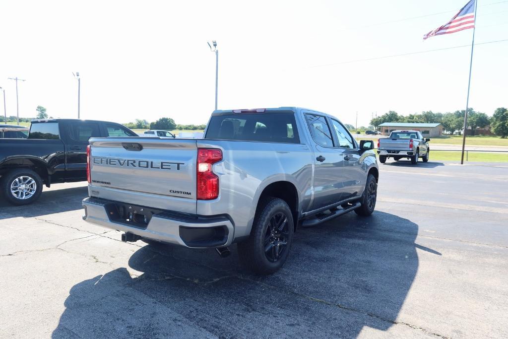 new 2025 Chevrolet Silverado 1500 car, priced at $42,722