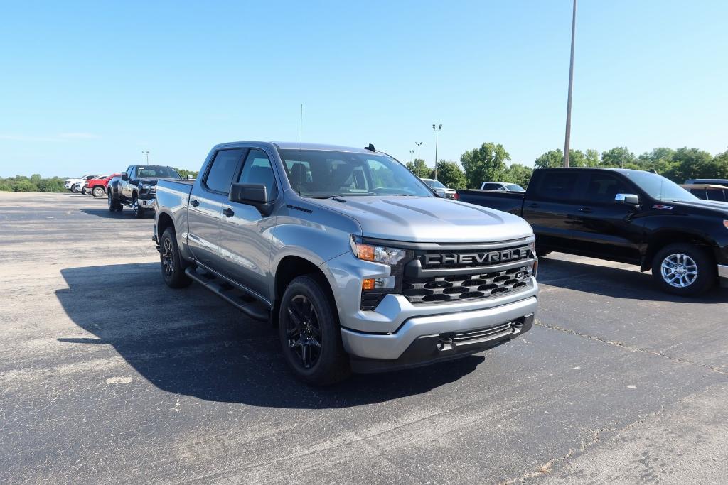 new 2025 Chevrolet Silverado 1500 car, priced at $42,722