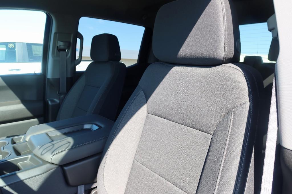 new 2025 Chevrolet Silverado 1500 car, priced at $42,722