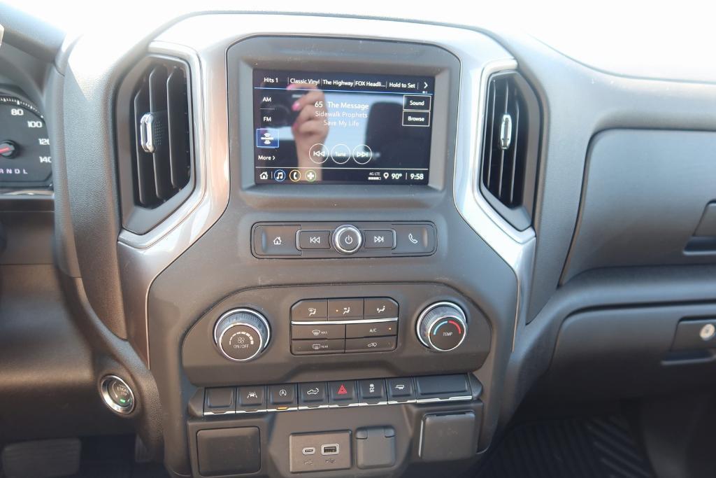 new 2025 Chevrolet Silverado 1500 car, priced at $42,722