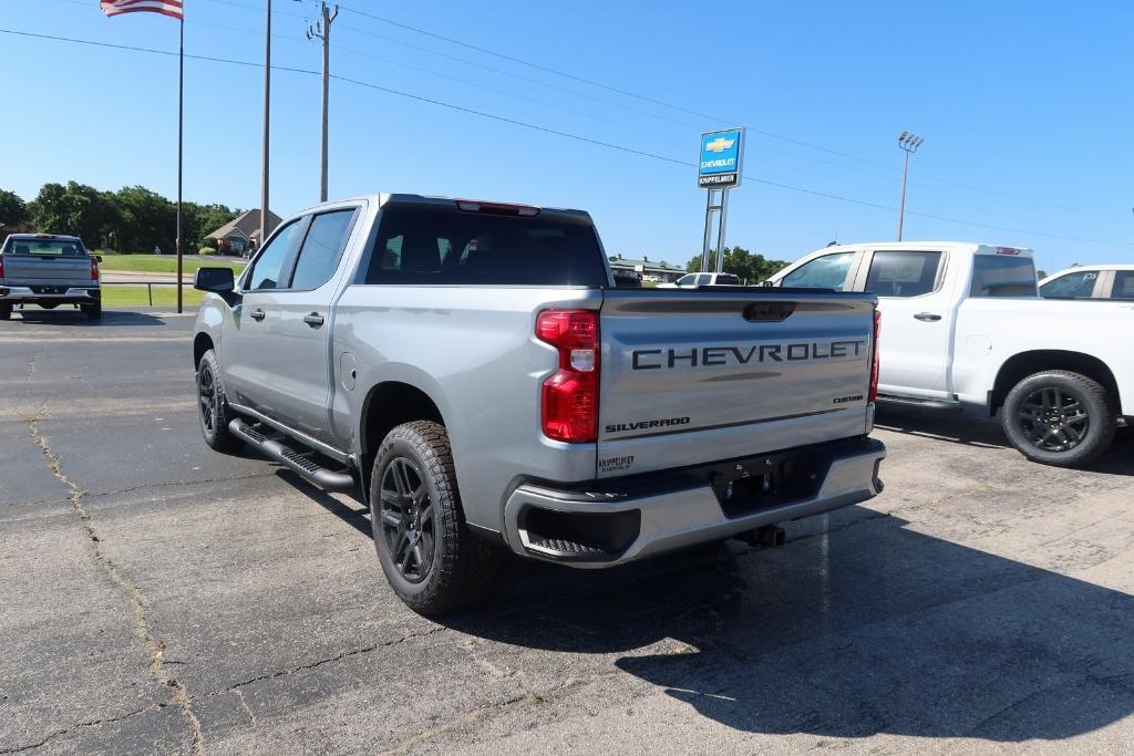 new 2025 Chevrolet Silverado 1500 car, priced at $42,722
