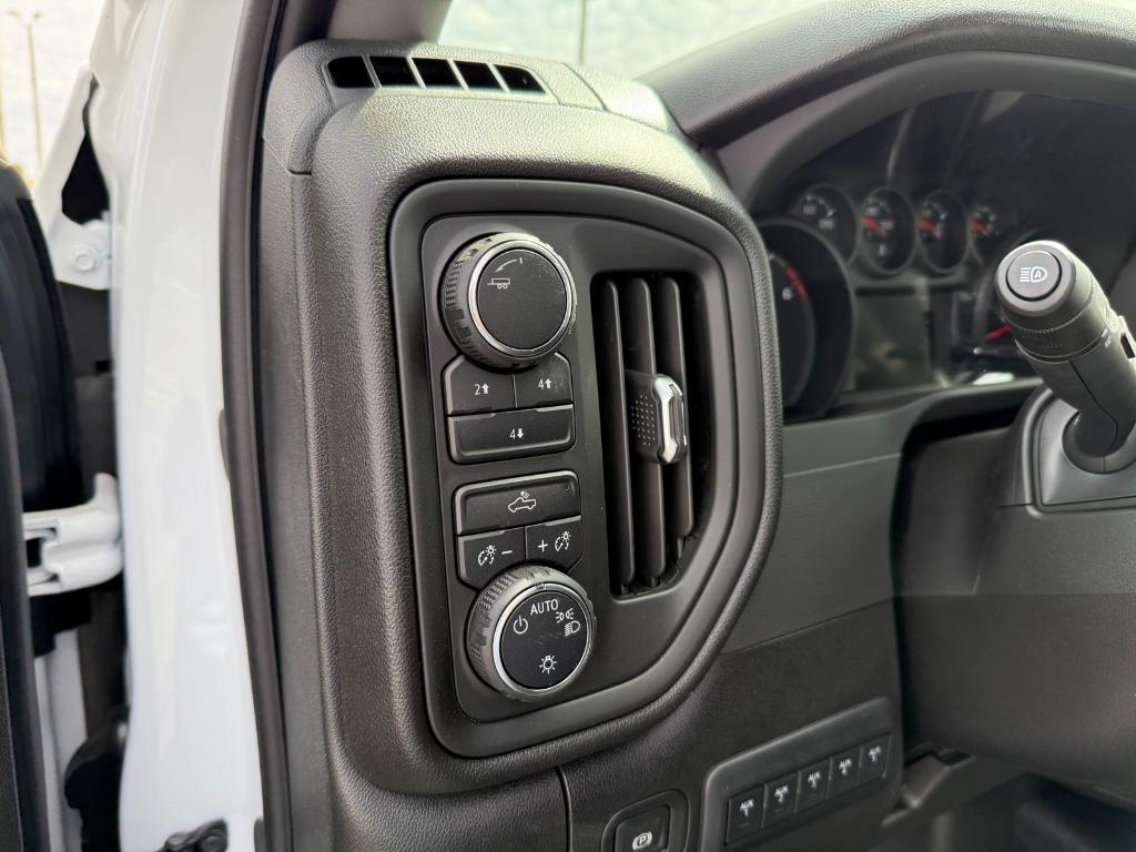 new 2025 Chevrolet Silverado 2500 car, priced at $65,378